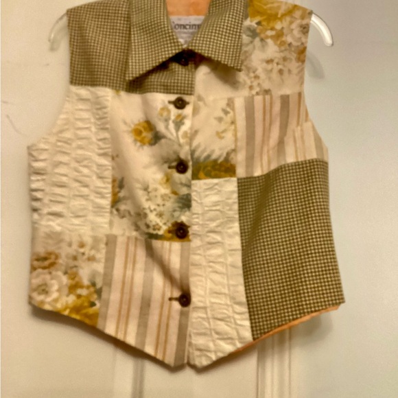 CONCINNO PATCHWORK VEST SIZE M NWT - Picture 3 of 5